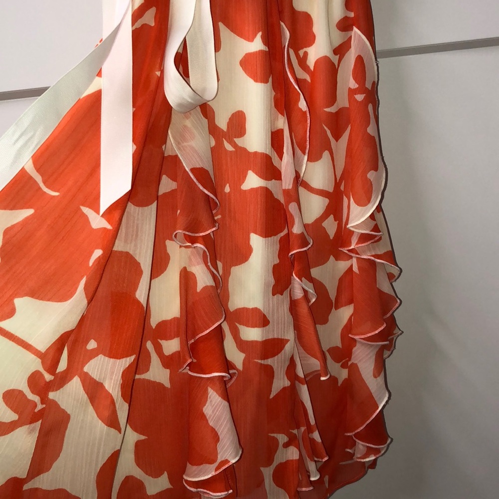 Dress - Picture 2 of 5